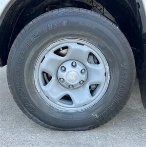 2008 Toyota Tacoma - Photo 4 - Macomb, IL 61455