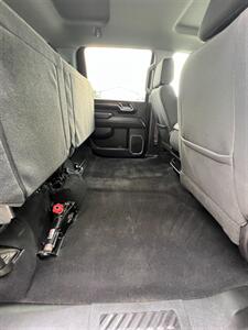 2024 GMC Sierra 2500HD SLE   - Photo 15 - Macomb, IL 61455