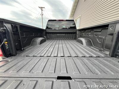 2024 GMC Sierra 2500HD SLE   - Photo 12 - Macomb, IL 61455
