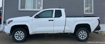 2024 Toyota Tacoma SR   - Photo 3 - Macomb, IL 61455