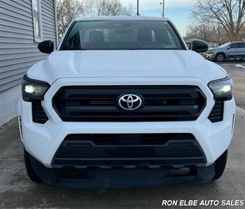 2024 Toyota Tacoma SR   - Photo 5 - Macomb, IL 61455