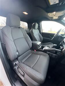 2024 Toyota Tacoma SR   - Photo 10 - Macomb, IL 61455