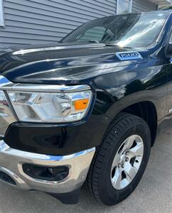 2019 RAM 1500 Big Horn   - Photo 5 - Macomb, IL 61455