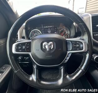 2019 RAM 1500 Big Horn   - Photo 17 - Macomb, IL 61455