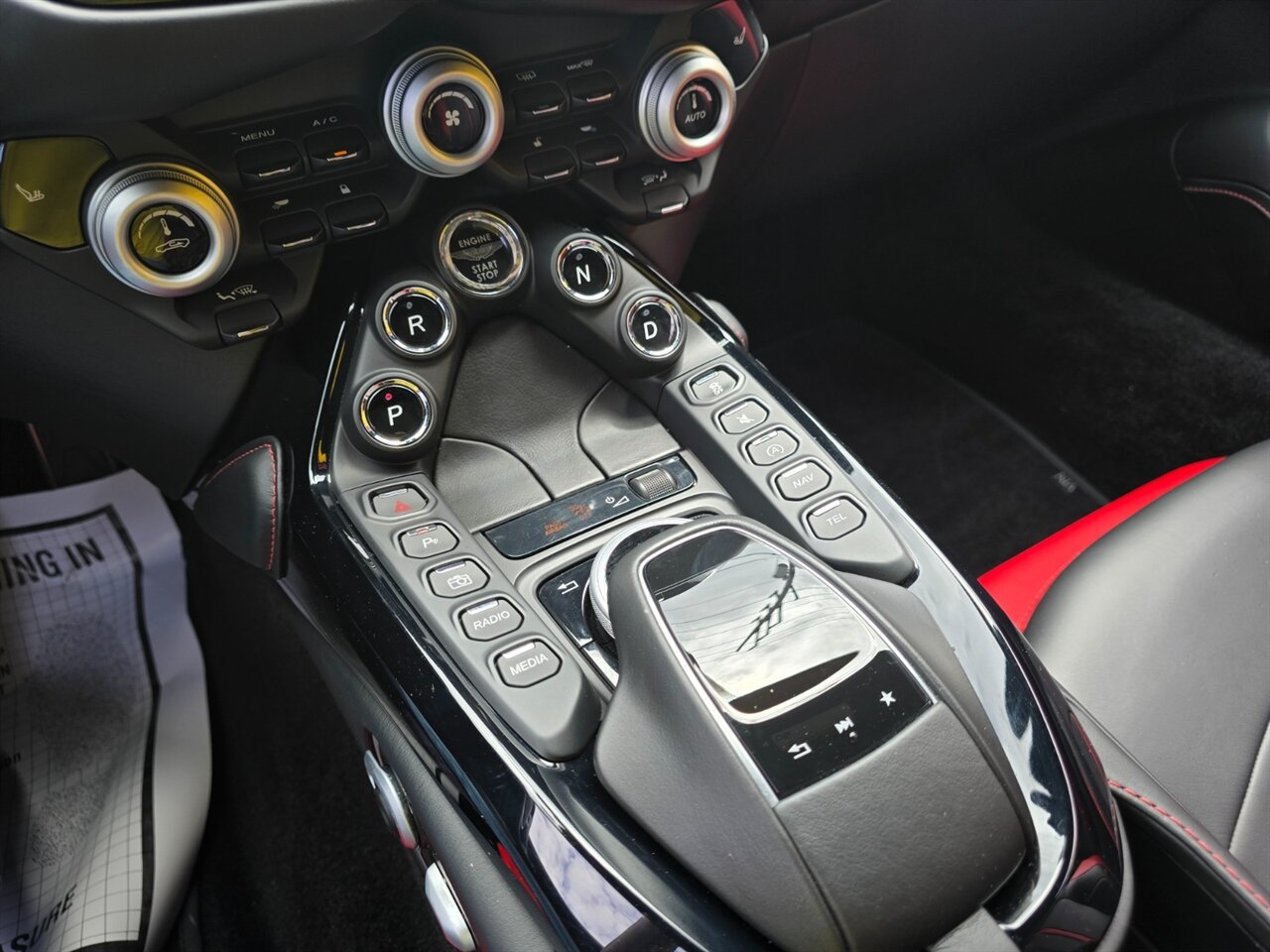 2020 Aston Martin Vantage - Photo 12 - Red Bank, NJ 07701