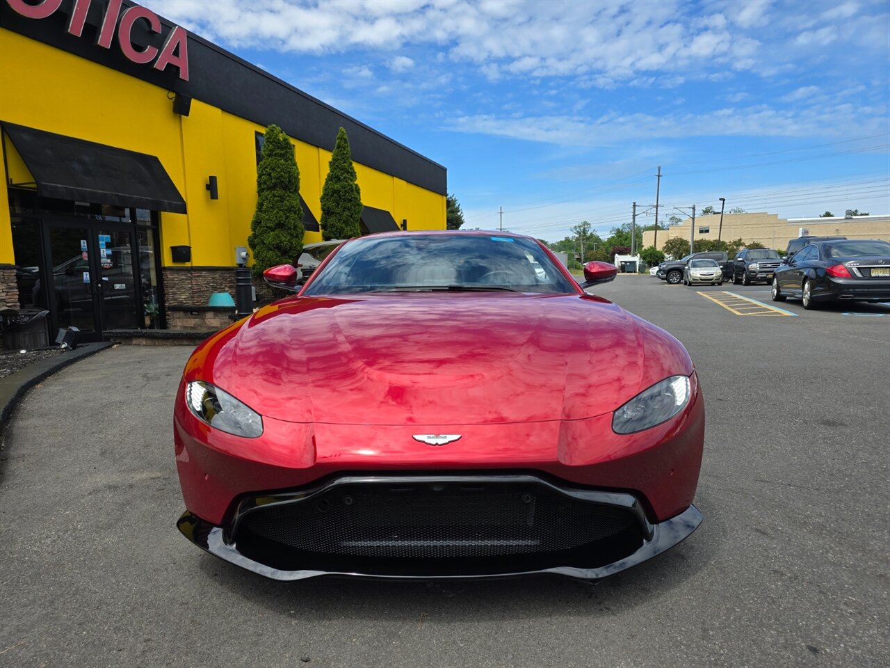 2020 Aston Martin Vantage - Photo 29 - Red Bank, NJ 07701