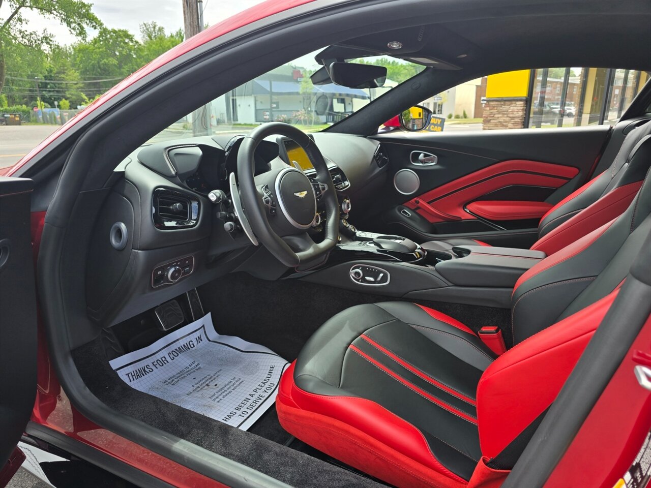 2020 Aston Martin Vantage - Photo 13 - Red Bank, NJ 07701