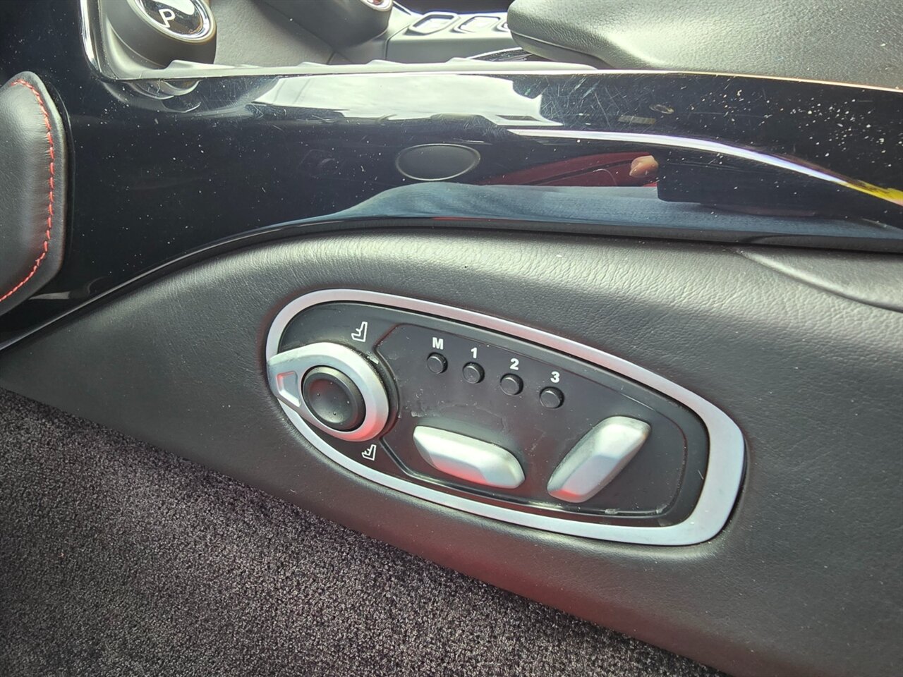 2020 Aston Martin Vantage - Photo 19 - Red Bank, NJ 07701