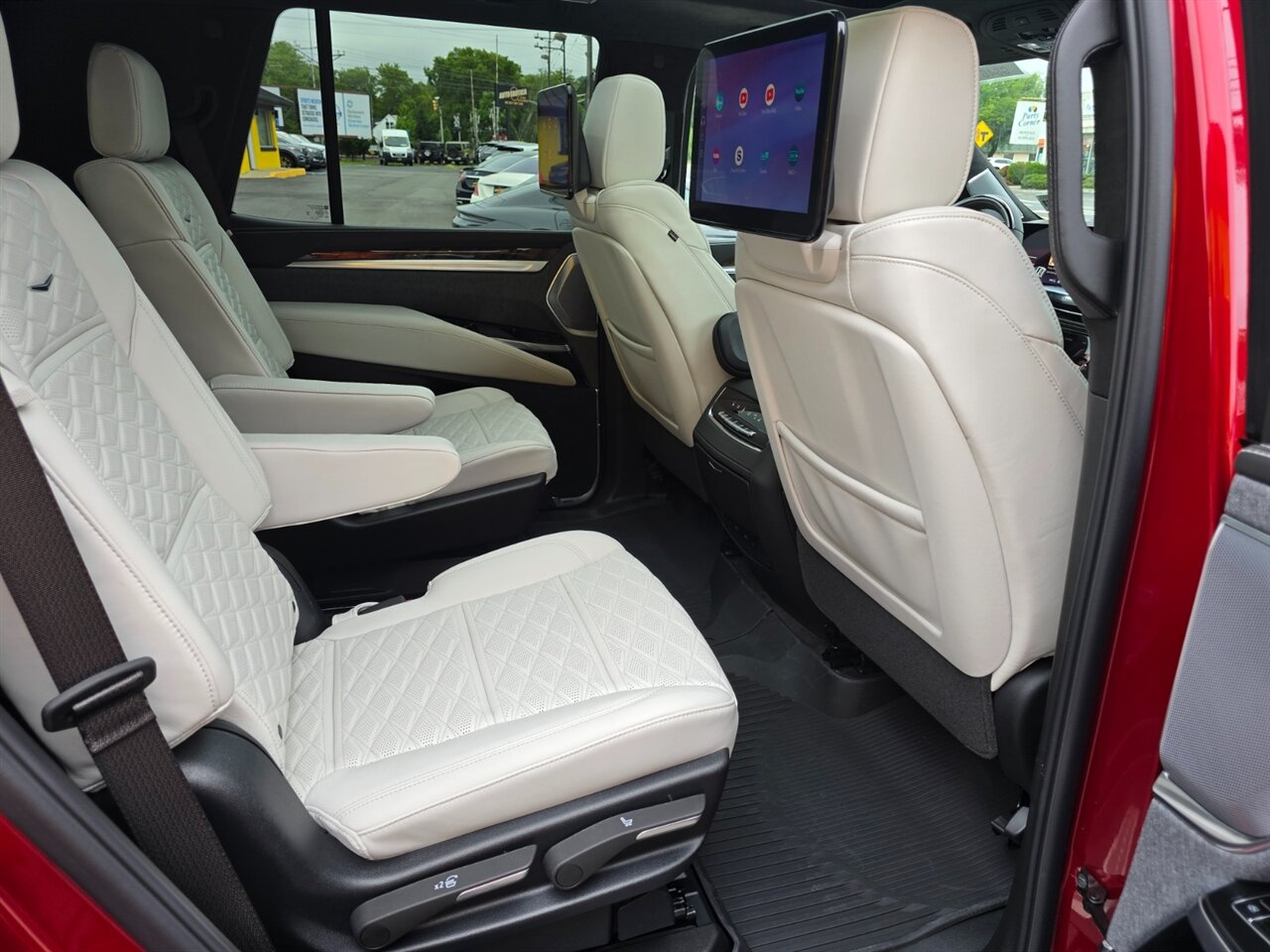 2026 Cadillac Escalade Sport Platinum - Photo 28 - Red Bank, NJ 07701