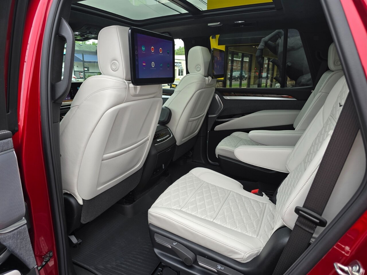 2026 Cadillac Escalade Sport Platinum - Photo 27 - Red Bank, NJ 07701