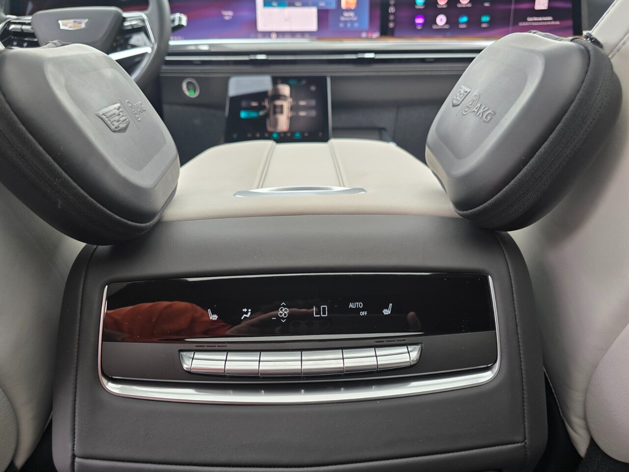 2026 Cadillac Escalade Sport Platinum - Photo 14 - Red Bank, NJ 07701