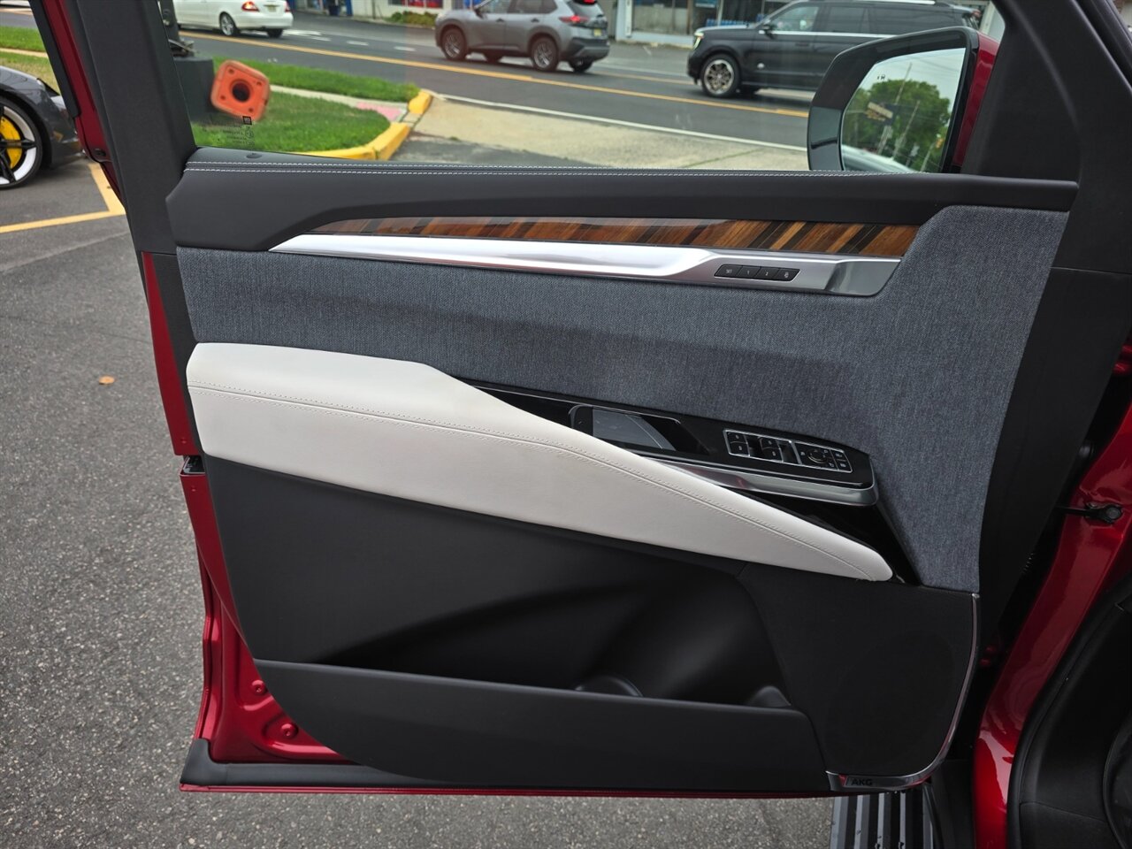 2026 Cadillac Escalade Sport Platinum - Photo 35 - Red Bank, NJ 07701