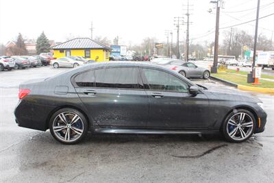 2019 BMW 750i   - Photo 29 - Red Bank, NJ 07701