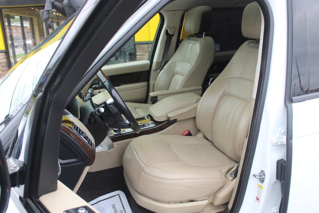 2018 Land Rover Range Rover Supercharged LWB - Photo 16 - Red Bank, NJ 07701