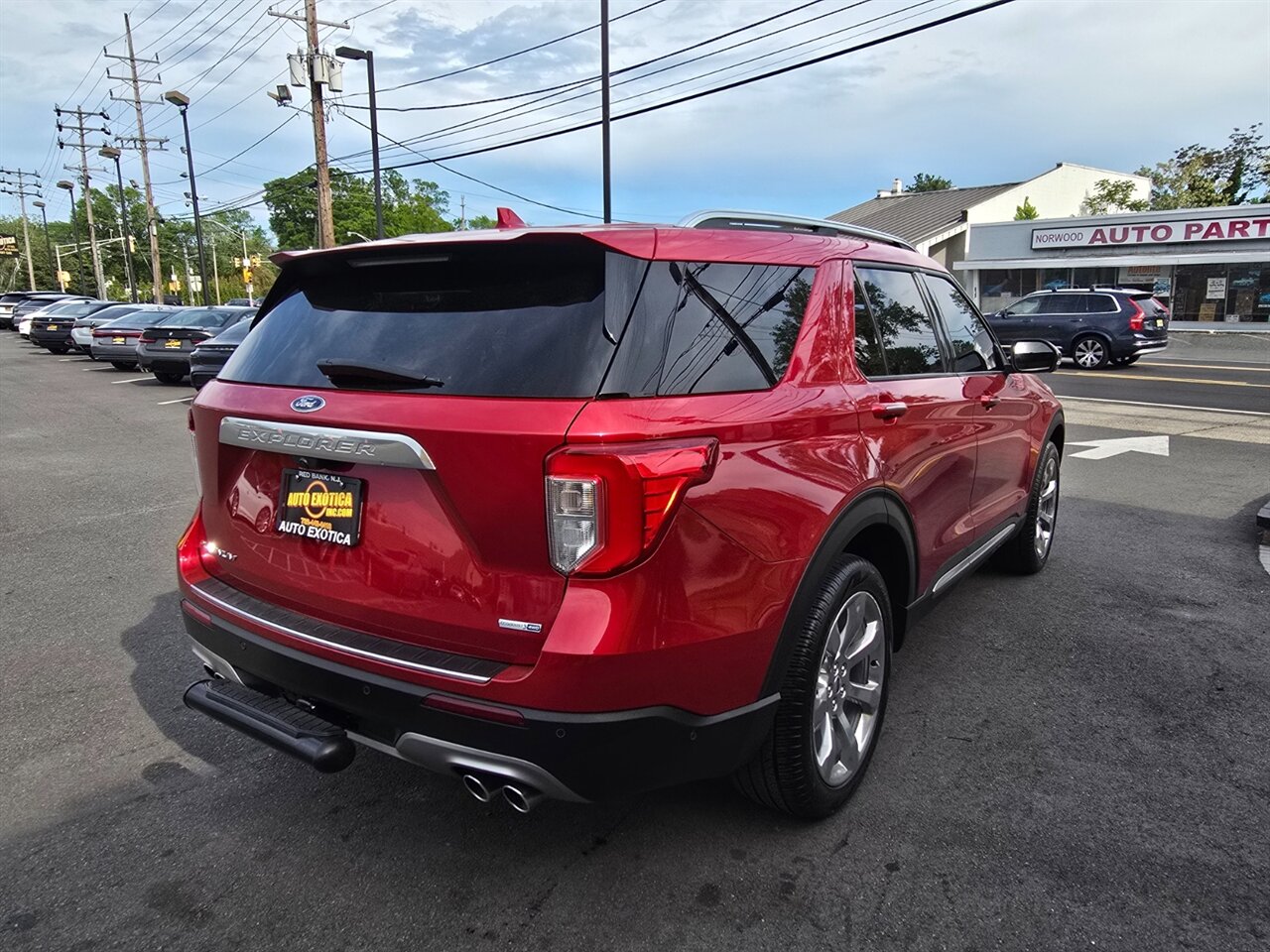 2020 Ford Explorer Platinum - Photo 3 - Red Bank, NJ 07701