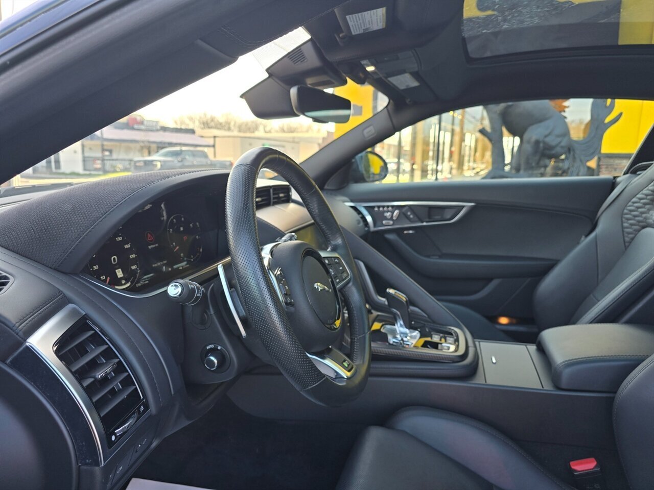 2021 Jaguar F-Type R - Photo 21 - Red Bank, NJ 07701