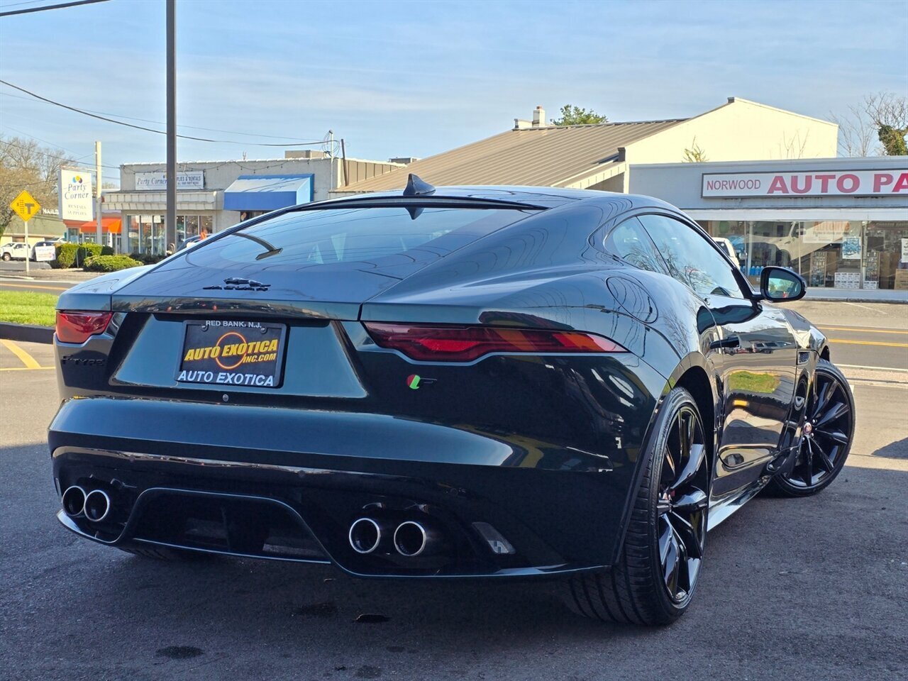 2021 Jaguar F-Type R - Photo 2 - Red Bank, NJ 07701