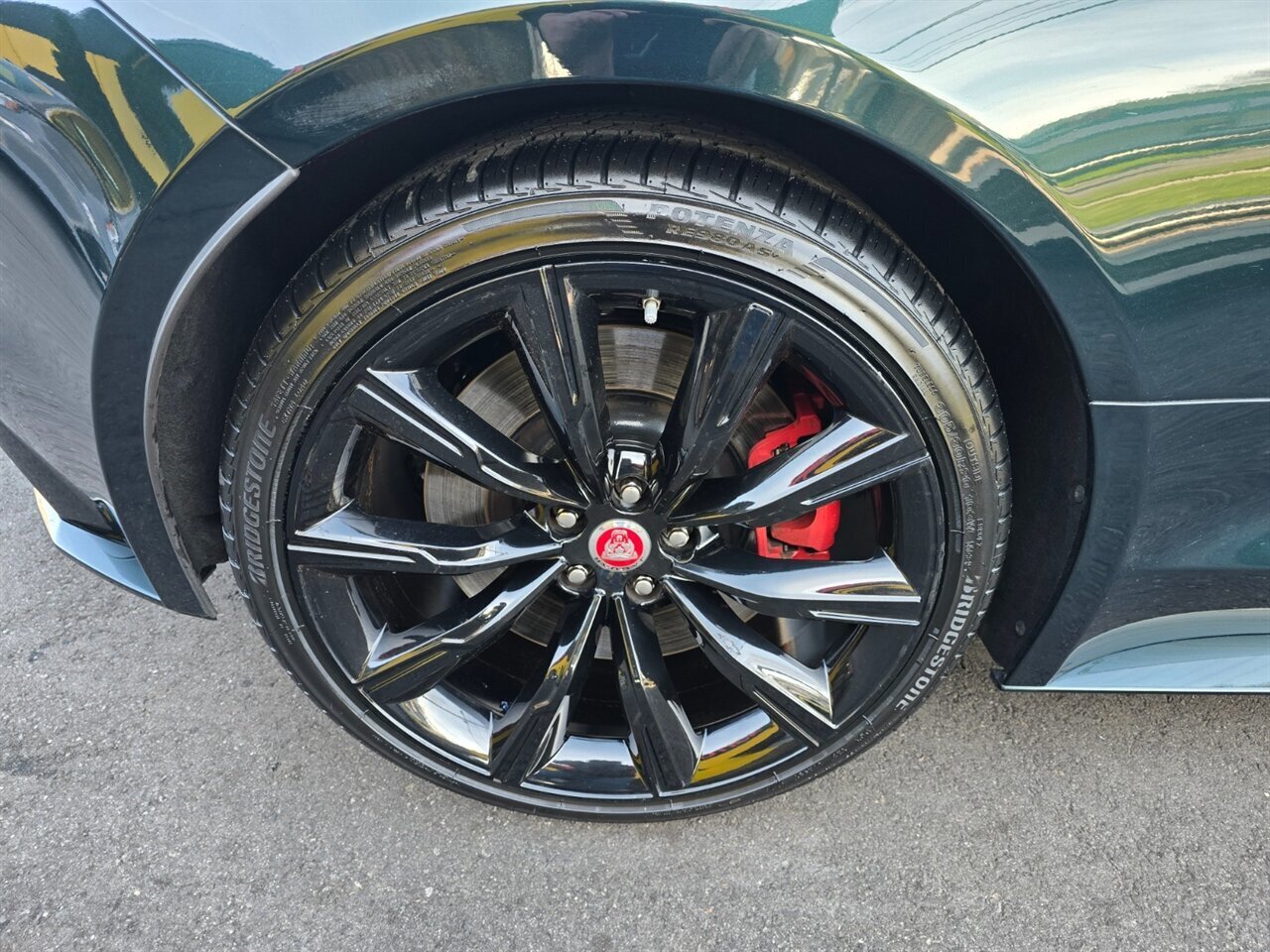 2021 Jaguar F-Type R - Photo 32 - Red Bank, NJ 07701