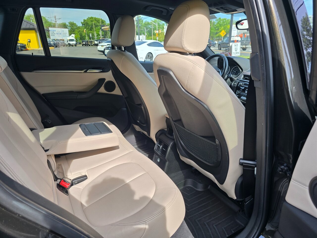2017 BMW X1 xDrive28i - Photo 13 - Red Bank, NJ 07701