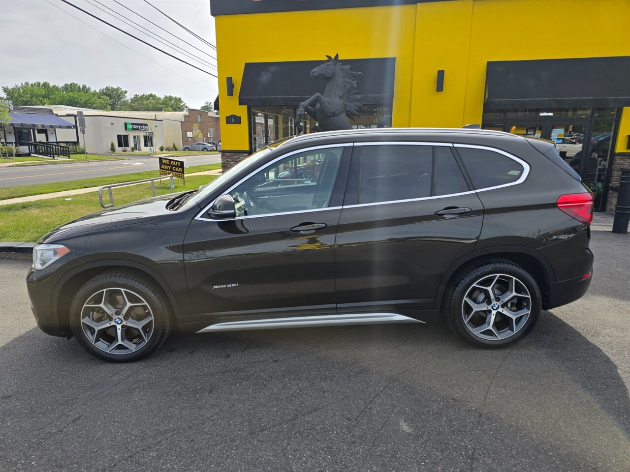 2017 BMW X1 xDrive28i - Photo 19 - Red Bank, NJ 07701