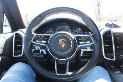 2018 Porsche Cayenne Platinum Edition   - Photo 6 - Red Bank, NJ 07701