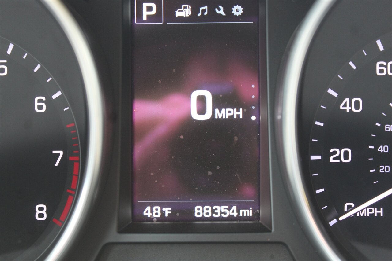 2018 Hyundai Santa Fe Sport 2.4L - Photo 5 - Red Bank, NJ 07701