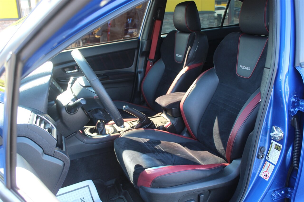 2019 Subaru WRX STI photo 13