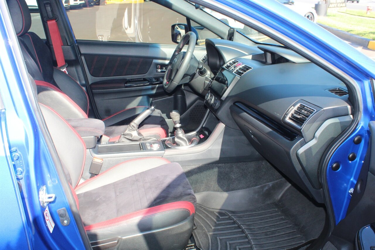 2019 Subaru WRX STI photo 14