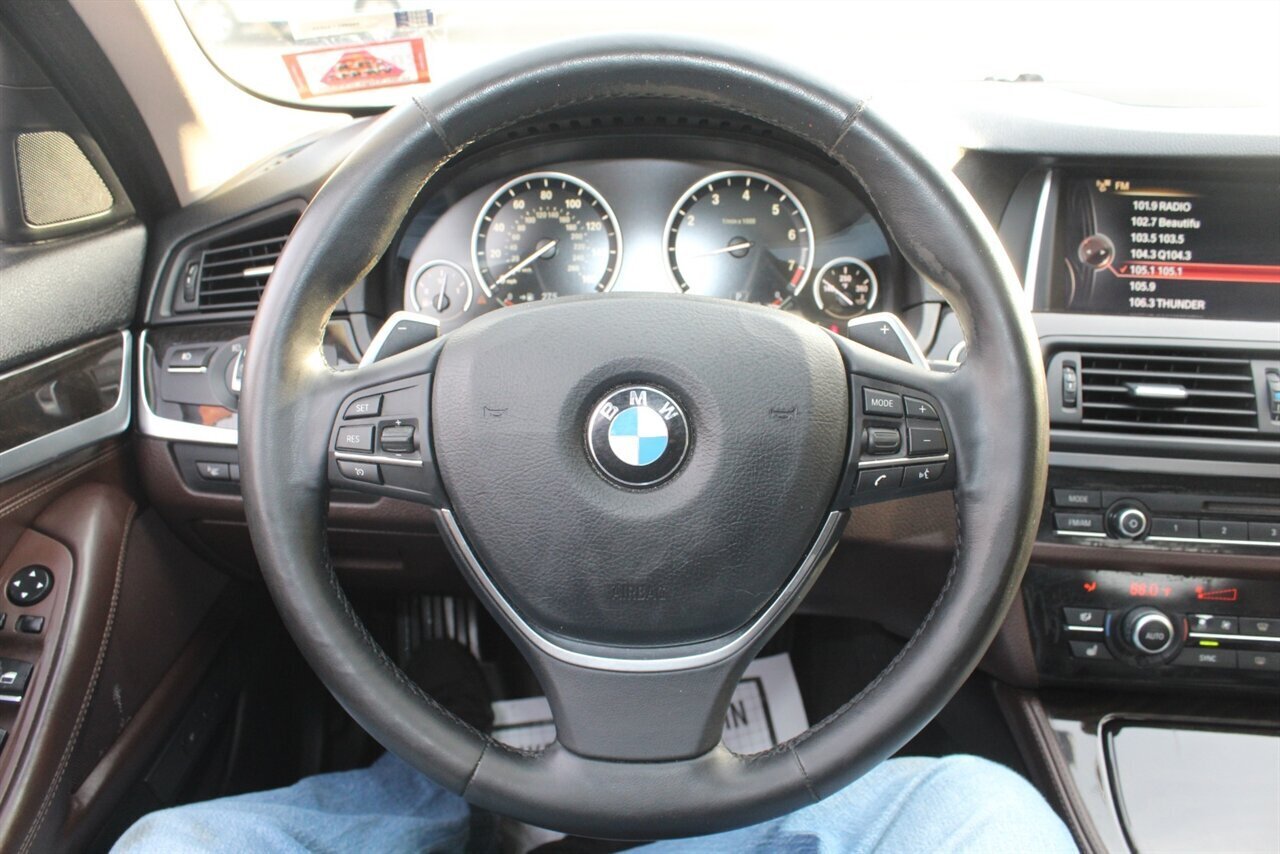 2016 BMW 535i xDrive - Photo 6 - Red Bank, NJ 07701