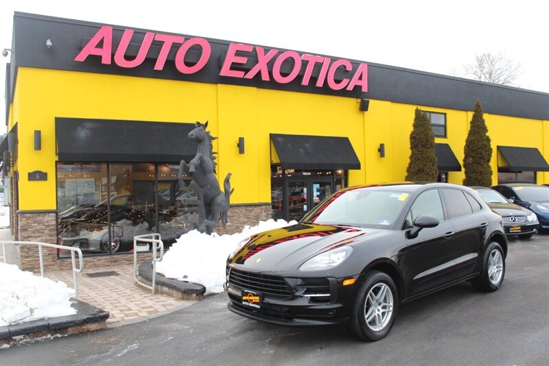 Black 2020 Porsche Macan AWD SUV / Crossover All-Wheel Drive 7-Speed Automatic