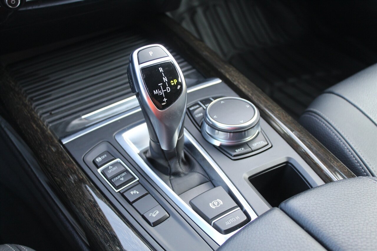 2018 BMW X5 xDrive35i - Photo 9 - Red Bank, NJ 07701