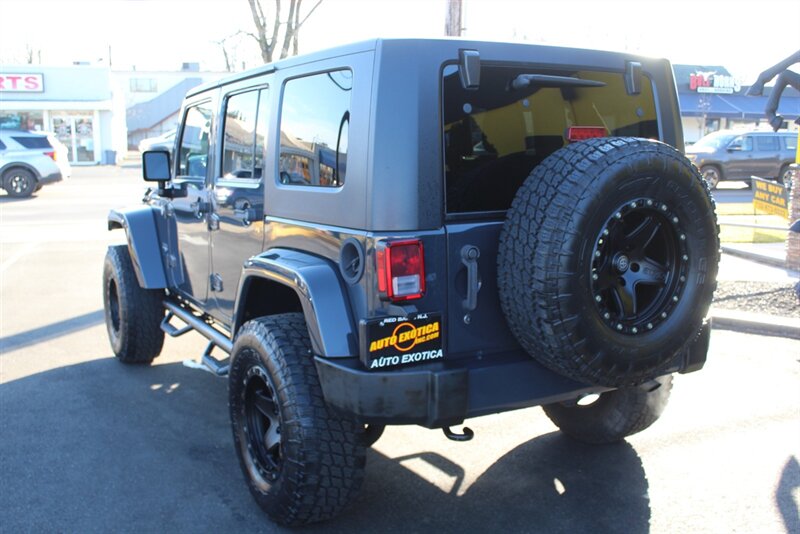 2016 Jeep Wrangler Sahara  