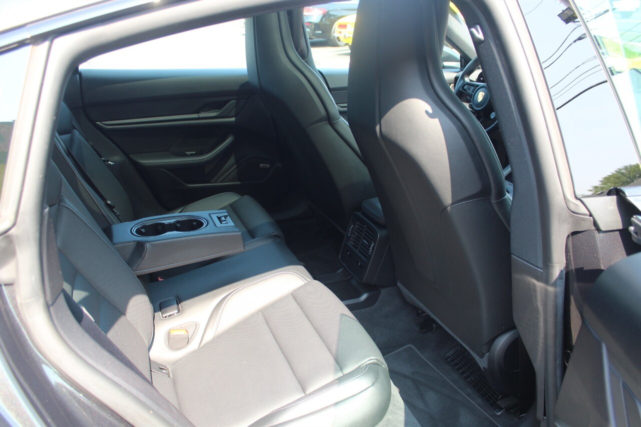 2021 Porsche Taycan 4S - Photo 19 - Red Bank, NJ 07701