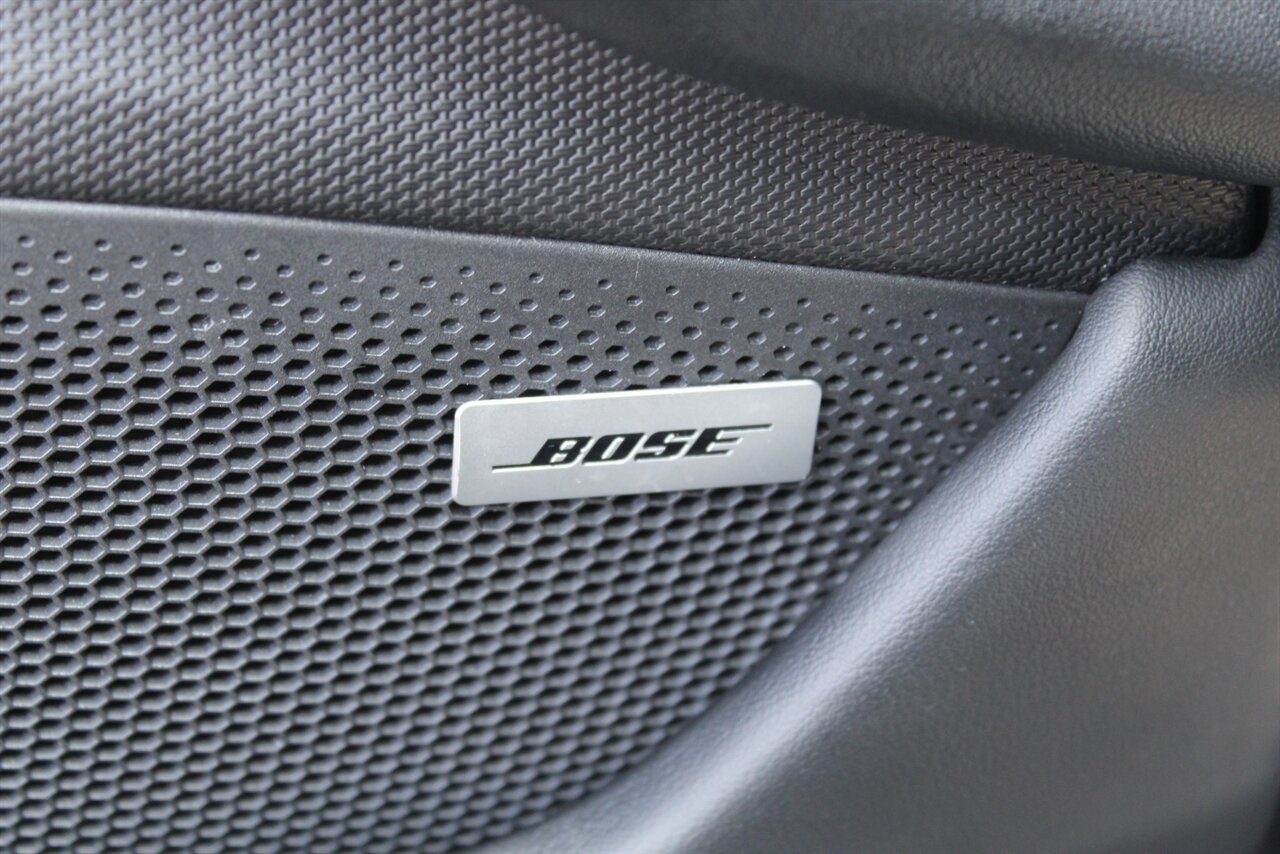 2021 Porsche Taycan 4S - Photo 13 - Red Bank, NJ 07701