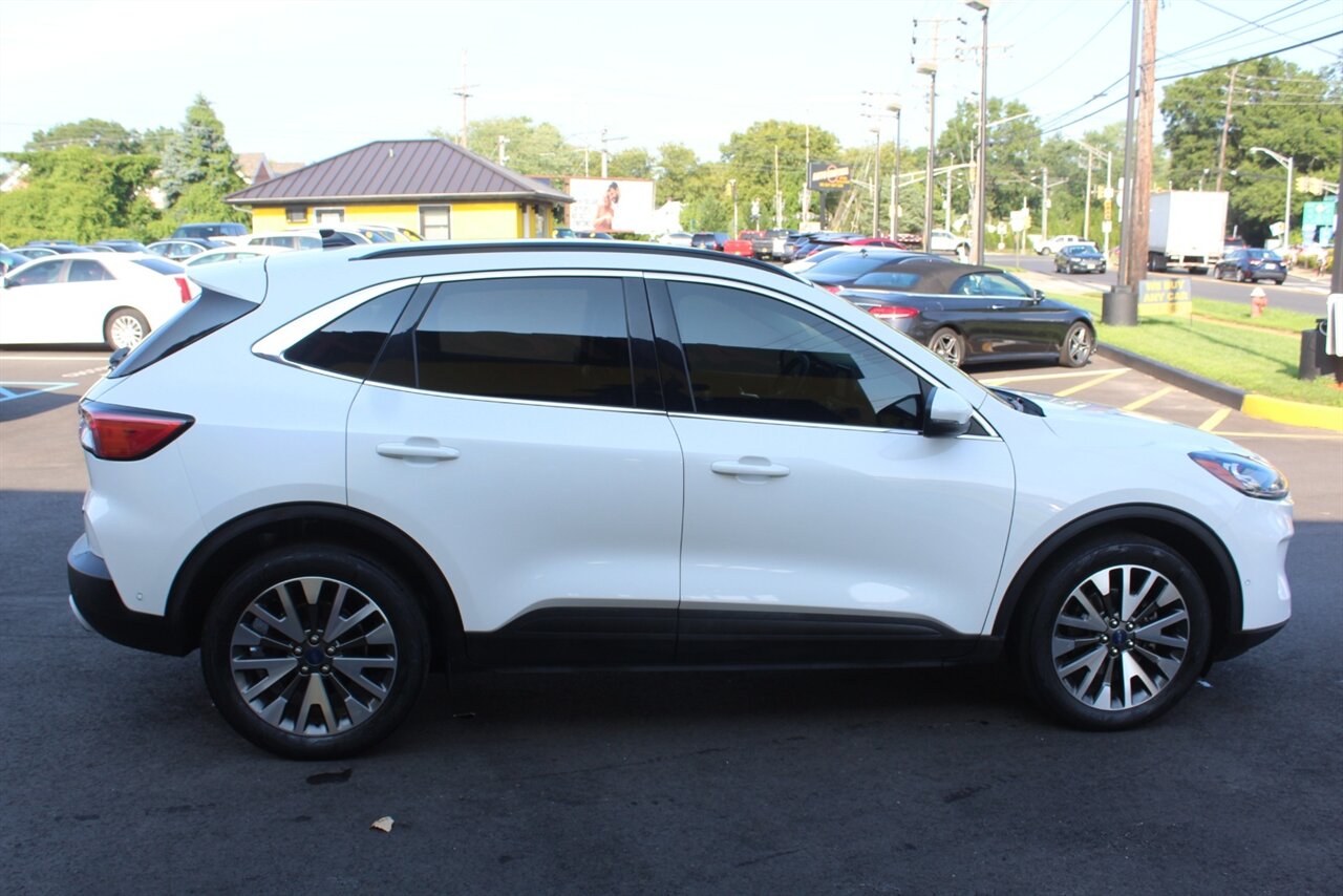 2020 Ford Escape Titanium - Photo 25 - Red Bank, NJ 07701