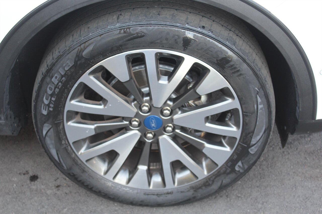 2020 Ford Escape Titanium - Photo 27 - Red Bank, NJ 07701