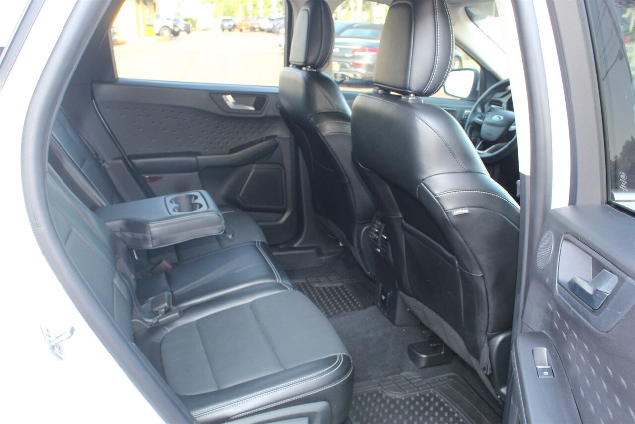 2020 Ford Escape Titanium - Photo 17 - Red Bank, NJ 07701