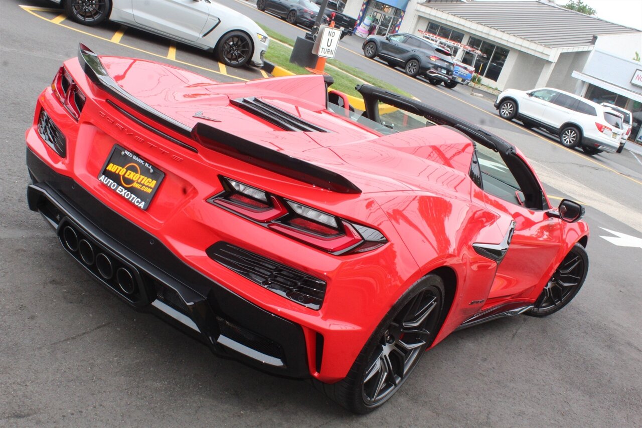 2024 Chevrolet Corvette Z06 - Photo 4 - Red Bank, NJ 07701