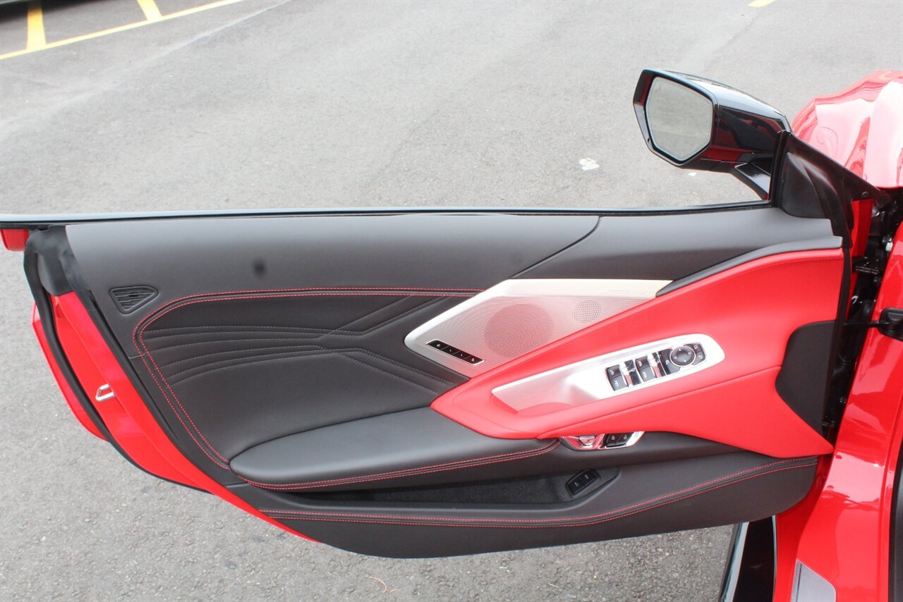 2024 Chevrolet Corvette Z06 - Photo 27 - Red Bank, NJ 07701