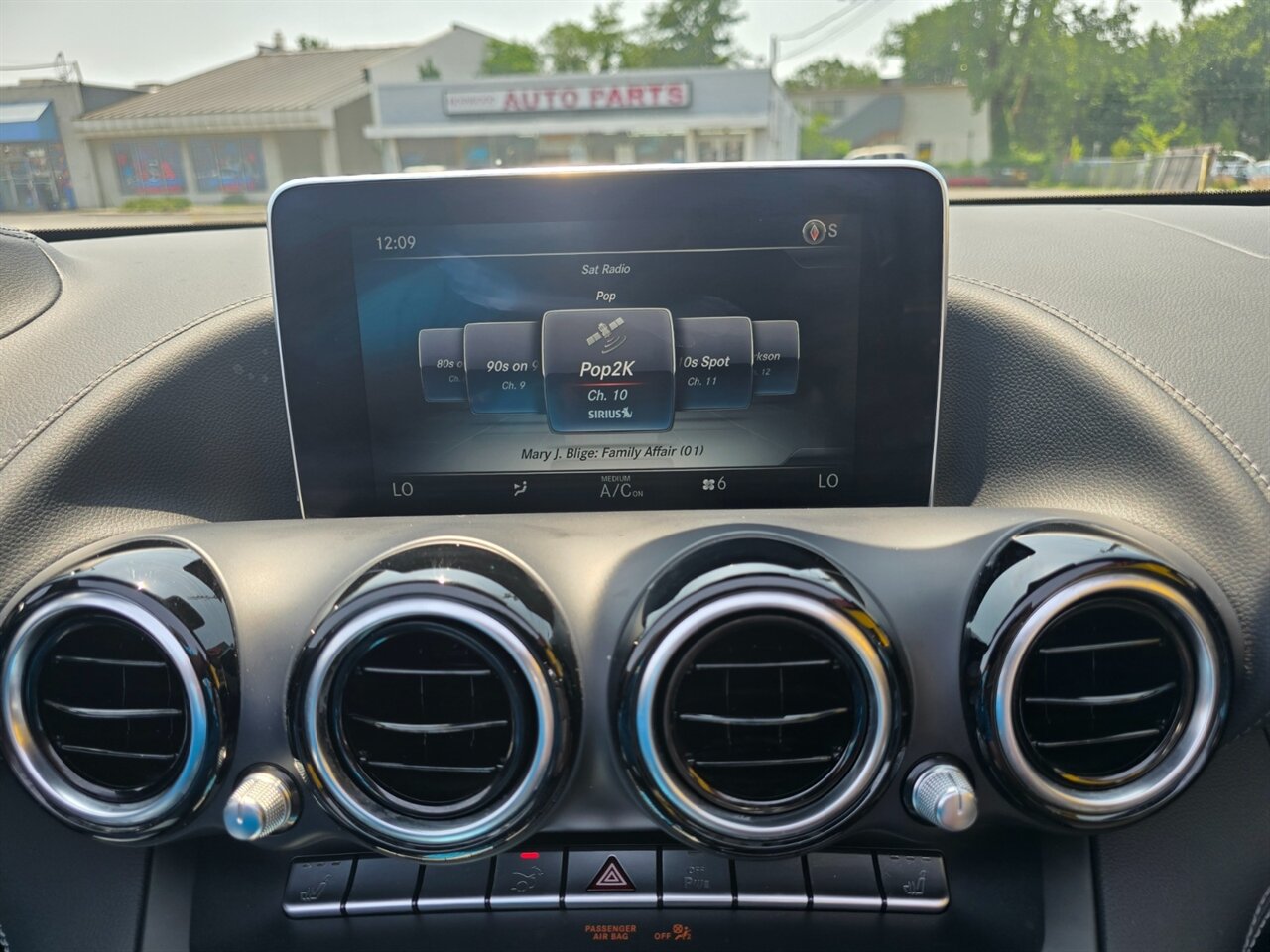 2018 Mercedes-Benz AMG GT - Photo 11 - Red Bank, NJ 07701