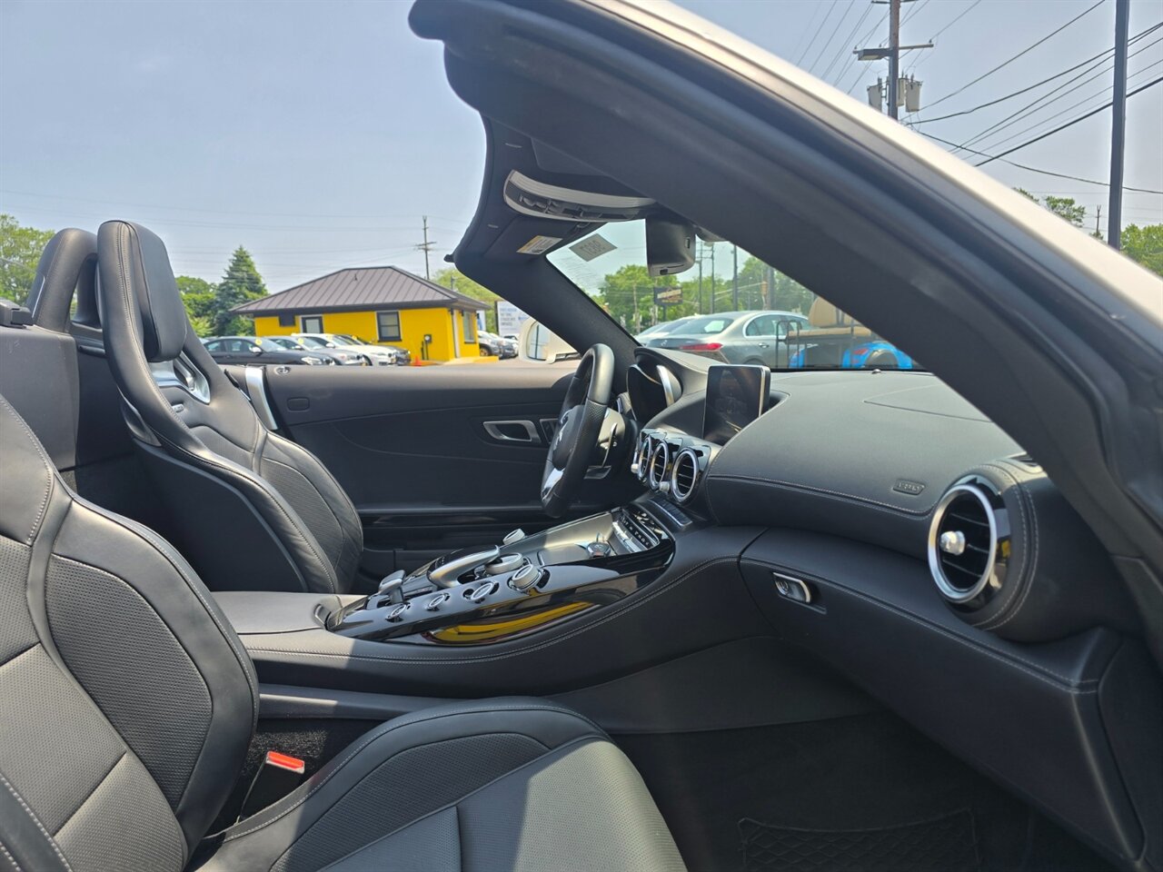 2018 Mercedes-Benz AMG GT - Photo 23 - Red Bank, NJ 07701