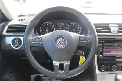 2013 Volkswagen Passat SE   - Photo 30 - Red Bank, NJ 07701