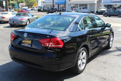 2013 Volkswagen Passat SE   - Photo 3 - Red Bank, NJ 07701