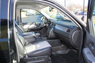 2008 Chevrolet Tahoe LT   - Photo 11 - Red Bank, NJ 07701