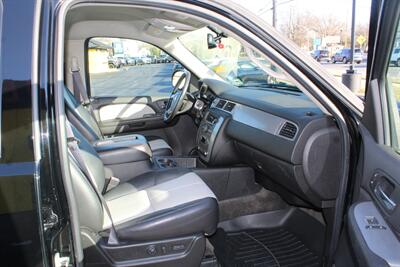 2008 Chevrolet Tahoe LT   - Photo 35 - Red Bank, NJ 07701