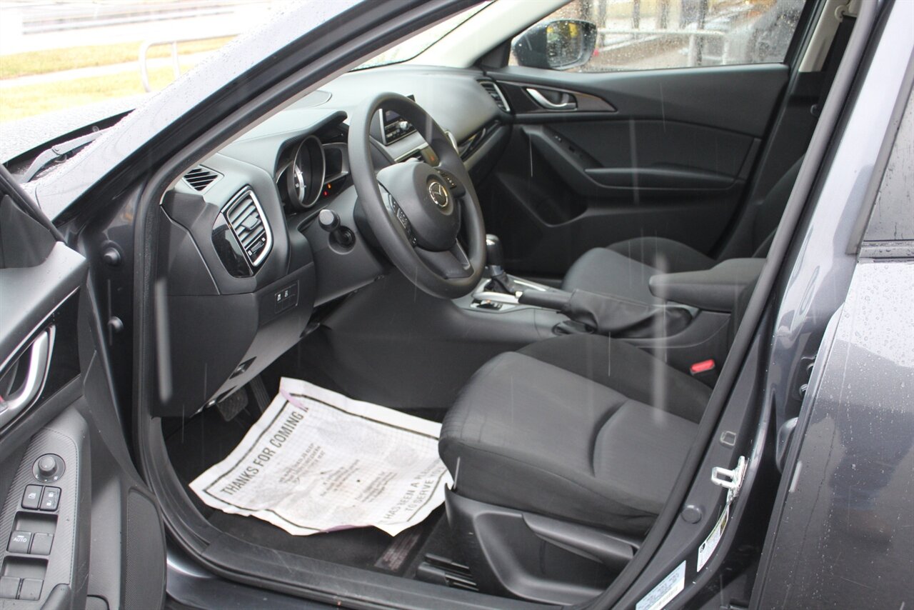 2014 Mazda Mazda3 i Sport - Photo 8 - Red Bank, NJ 07701