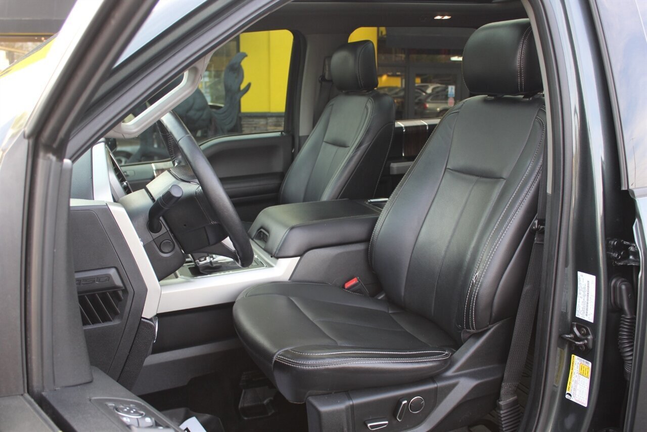 2018 Ford F-150 Lariat - Photo 13 - Red Bank, NJ 07701