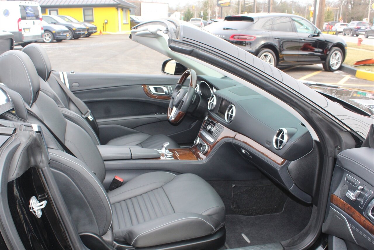 2013 Mercedes-Benz SL 550 - Photo 17 - Red Bank, NJ 07701