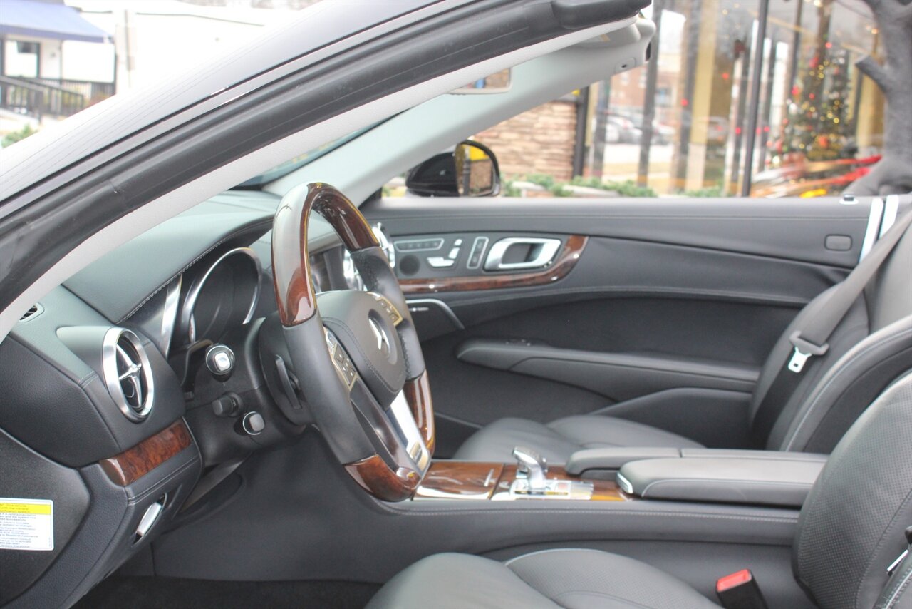2013 Mercedes-Benz SL 550 - Photo 19 - Red Bank, NJ 07701