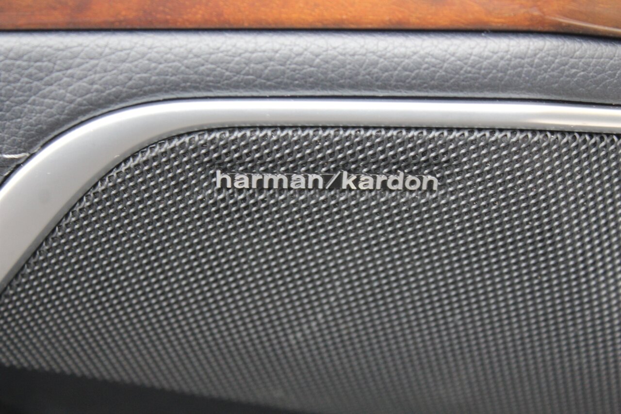 2013 Mercedes-Benz SL 550 - Photo 14 - Red Bank, NJ 07701